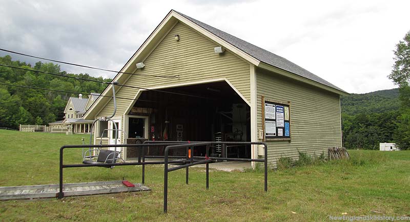 The bottom terminal (2014)