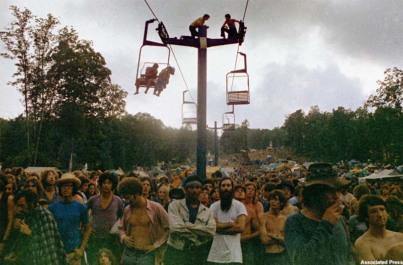 The lift line during the Powder Ridge Rock Festival