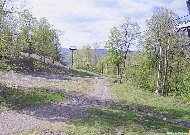 The lift line (May 2024)