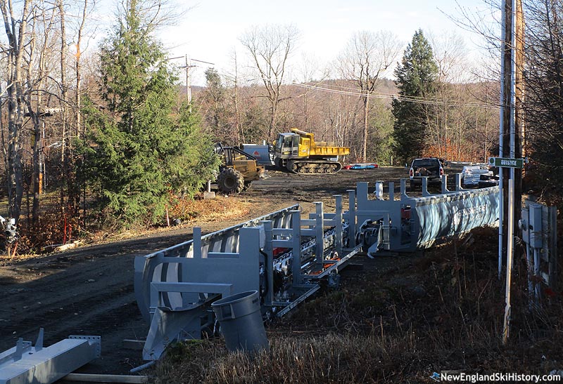 Top terminal components (November 18, 2023)