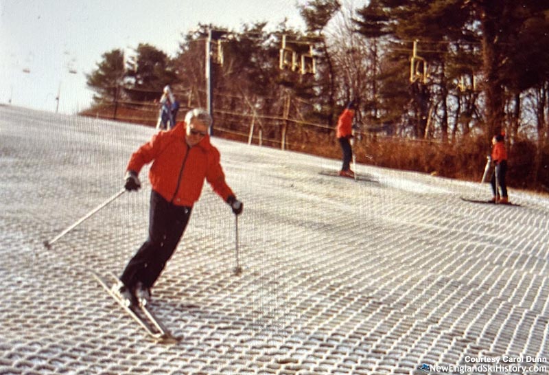 The lift line (background)