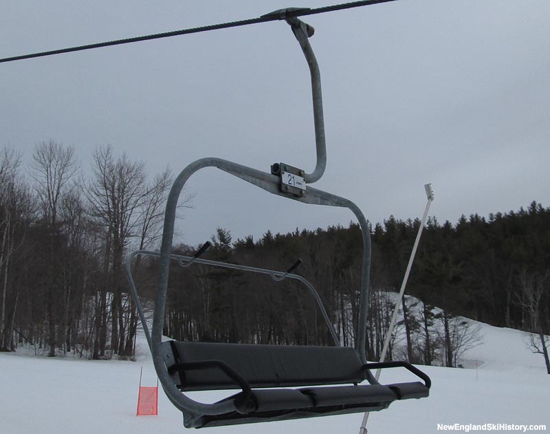 A chair (2015)