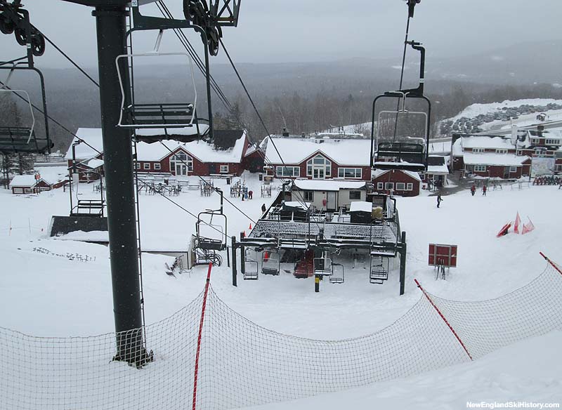 The Alpine Chairlift (left) in 2014