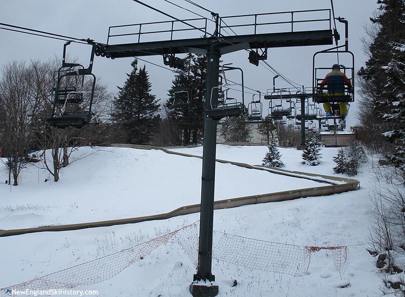 The lift line (right) (2018)