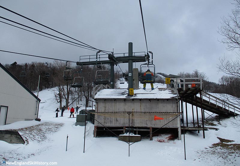 The lift line (right) (2018)