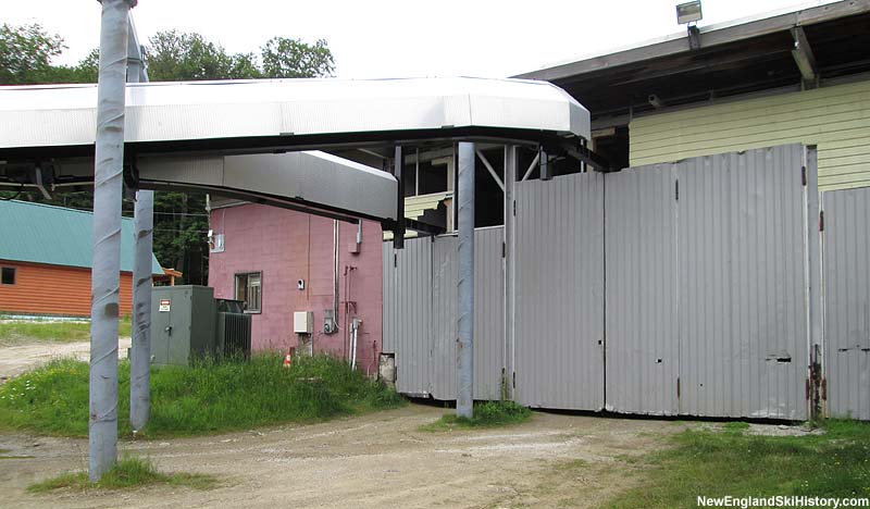The mid station maintenance track (2015)