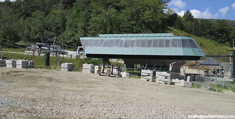 The bottom terminal (2015)