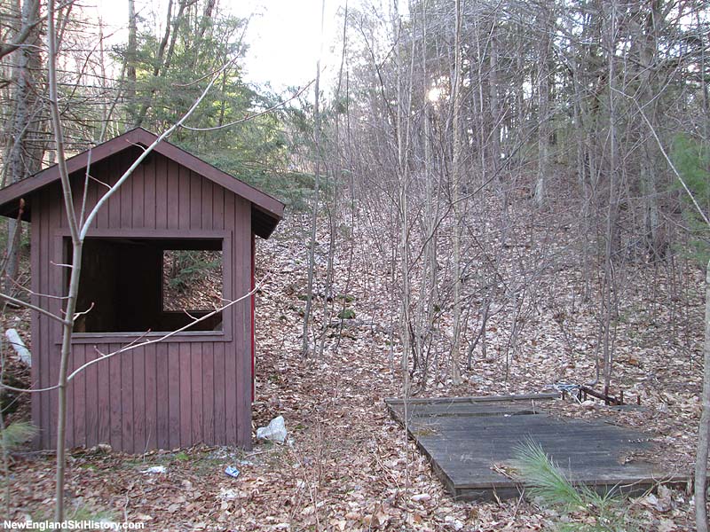 The former King Ridge Triple bottom terminal (2014)